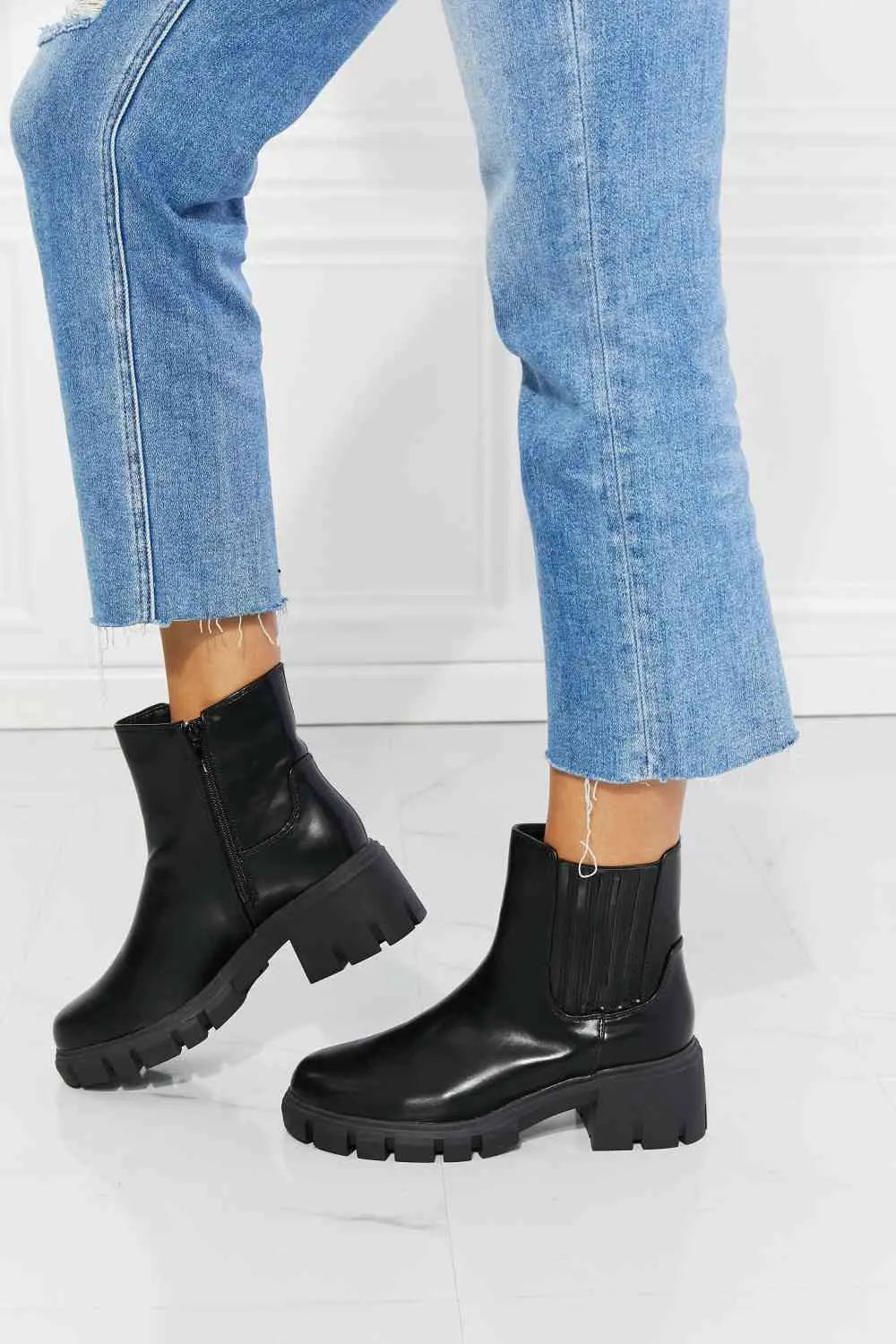 MMShoes What It Takes Lug Sole Chelsea Boots in Black - Image #2