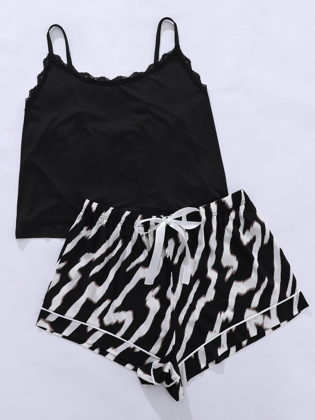 Plus Size Lace Trim Scoop Neck Cami and Printed Shorts Pajama Set - Image #13